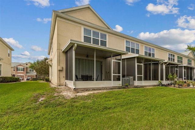 26527 CASTLEVIEW WAY, Wesley Chapel, FL 33544