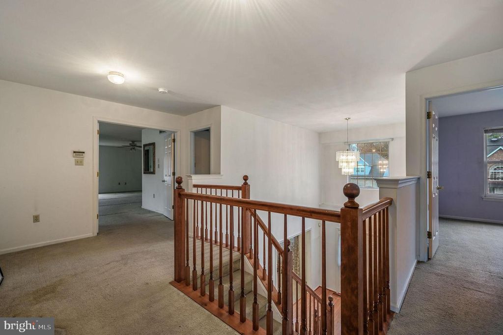 Image 23 of property listing at 36 E MOYER DR, Bear, DE 19701