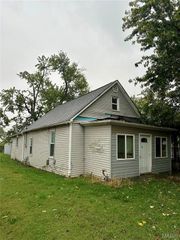 2128 Dewey Avenue, Granite City, IL 62040