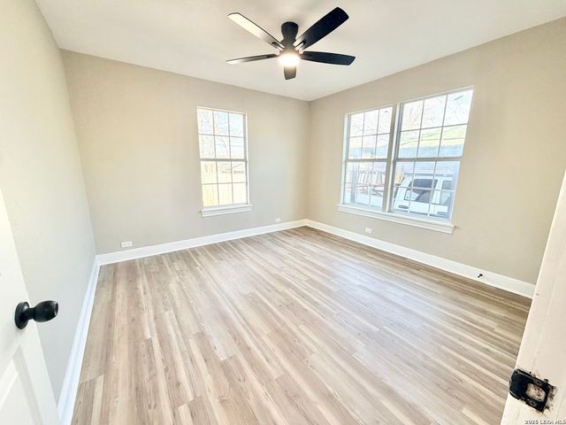 1535 Edison, San Antonio, TX 78201