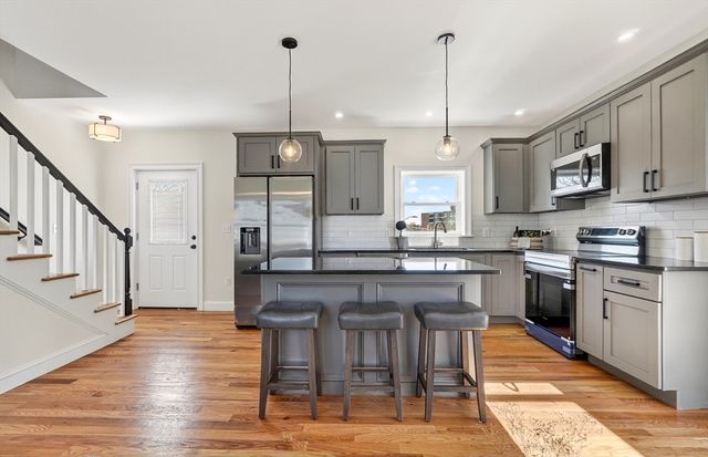 60 Frankin Street 60, Melrose, MA 02176