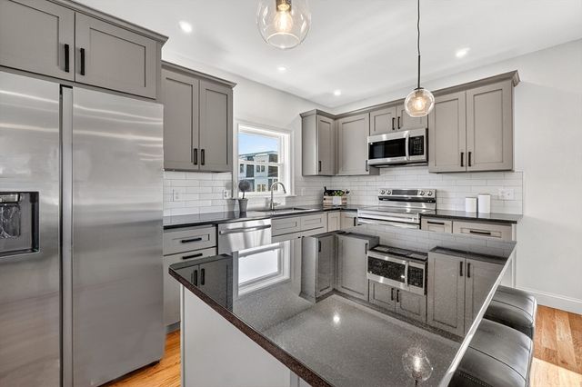 60 Frankin Street 60, Melrose, MA 02176