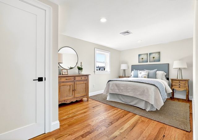 60 Frankin Street 60, Melrose, MA 02176