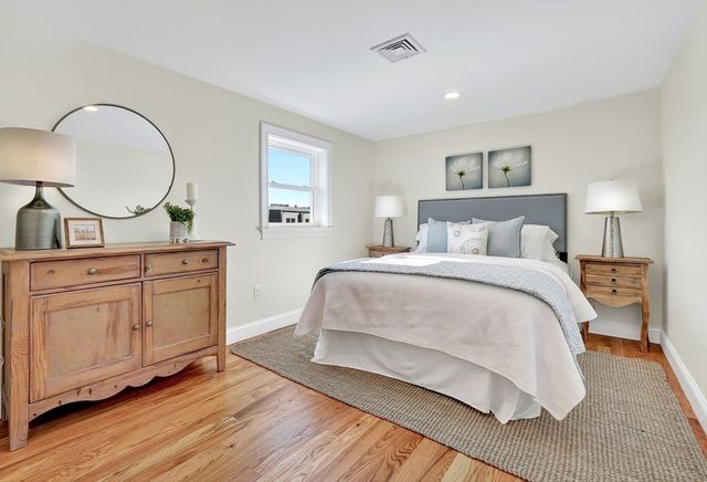 60 Frankin Street 60, Melrose, MA 02176