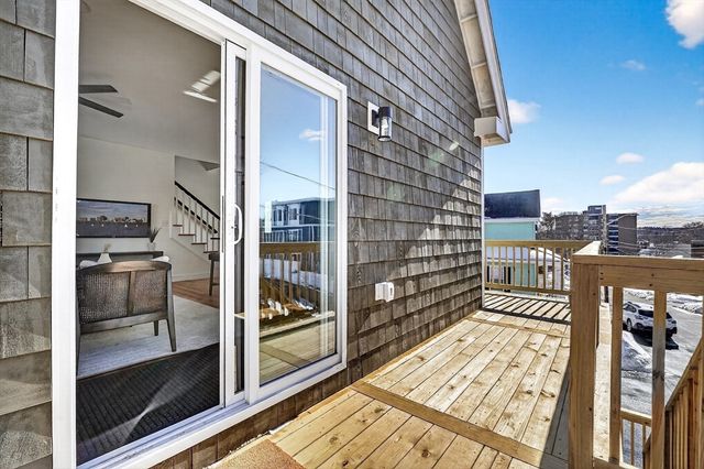 60 Frankin Street 60, Melrose, MA 02176