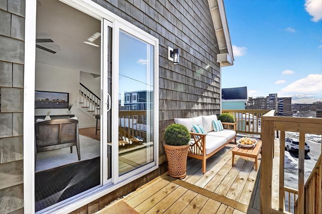 60 Frankin Street 60, Melrose, MA 02176