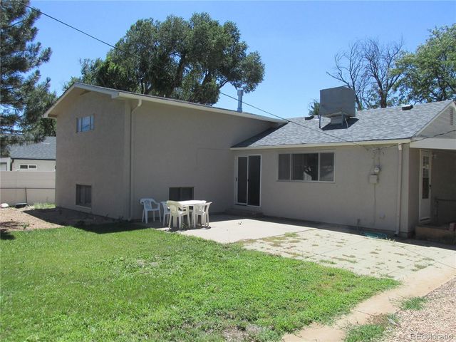 1620 Zuni Road, Pueblo, CO 81001