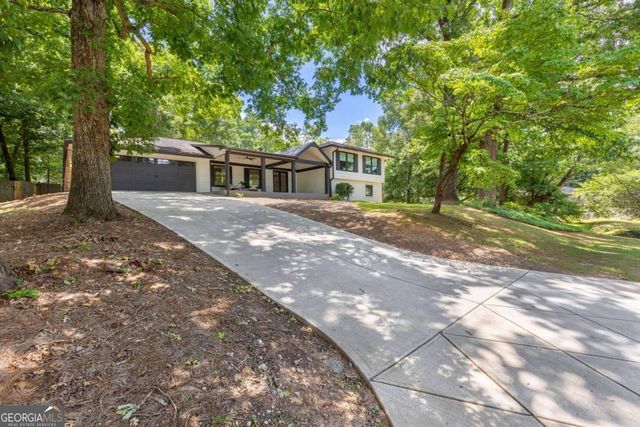 6856 Womack Court, Atlanta, GA 30360