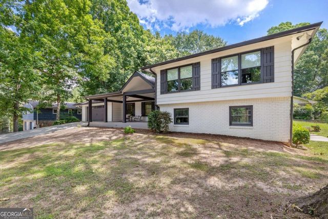 6856 Womack Court, Atlanta, GA 30360