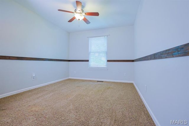 936 Lands End Circle, St Charles, MO 63304