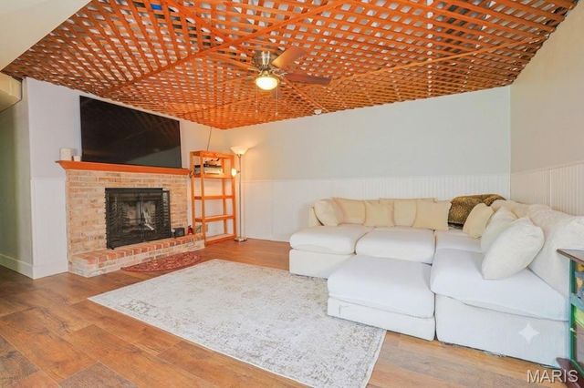 936 Lands End Circle, St Charles, MO 63304