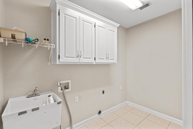 302 Stonegate, Dothan, AL 36305