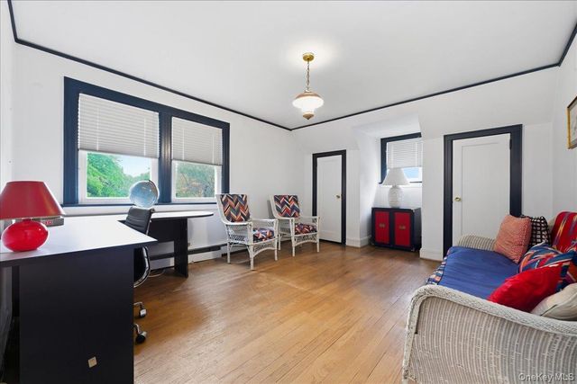 47 Broadfield Road, Hempstead, NY 11550