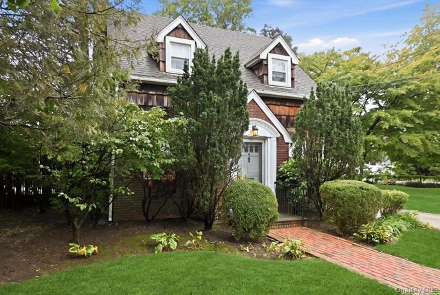 47 Broadfield Road, Hempstead, NY 11550