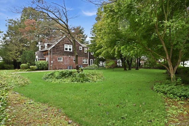47 Broadfield Road, Hempstead, NY 11550
