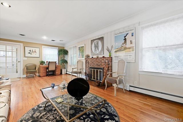 47 Broadfield Road, Hempstead, NY 11550