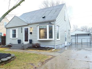 2028 Barrett Street, Royal Oak, MI 48067