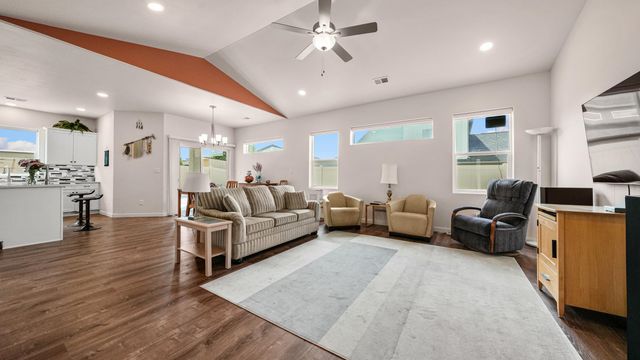 1454 Oak Creek Avenue, Fruita, CO 81521
