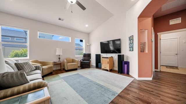 1454 Oak Creek Avenue, Fruita, CO 81521