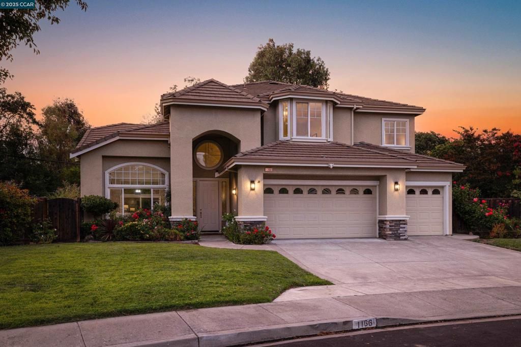 1166 Briarwood Way, Walnut Creek, CA 94597