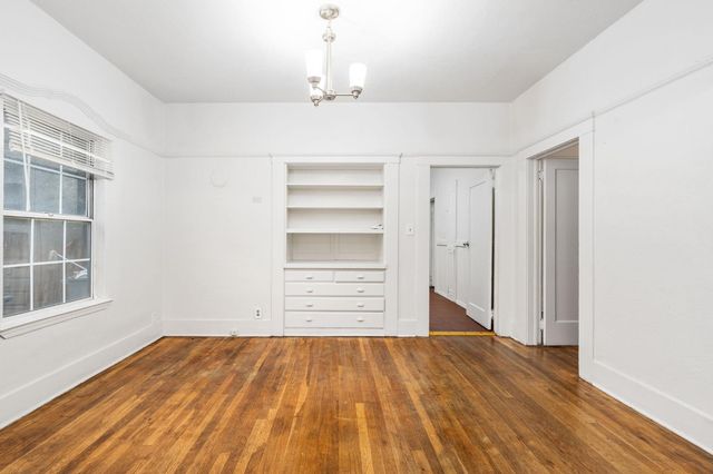 530 E Oleander Avenue, Fresno, CA 93706