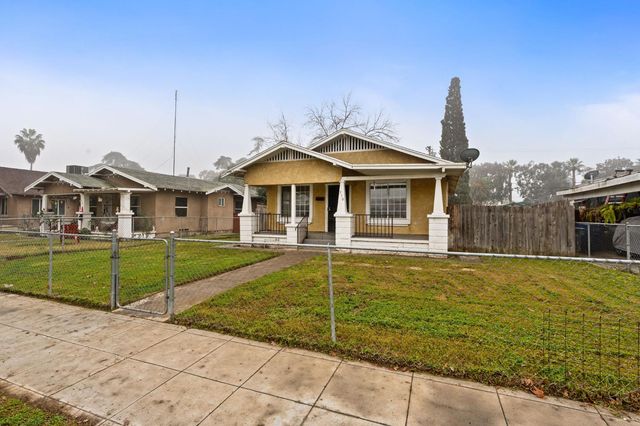 530 E Oleander Avenue, Fresno, CA 93706