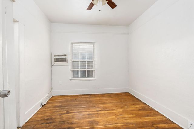 530 E Oleander Avenue, Fresno, CA 93706