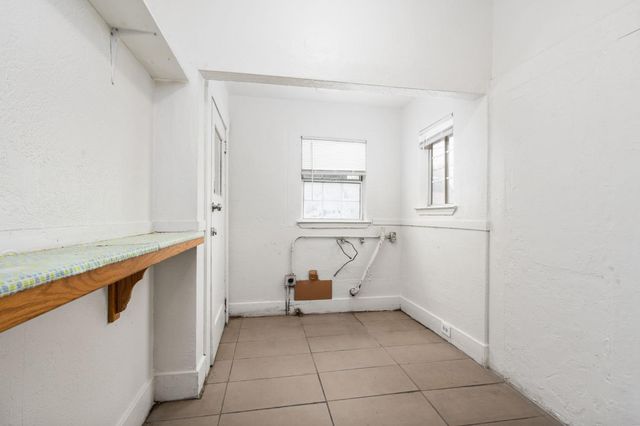 530 E Oleander Avenue, Fresno, CA 93706