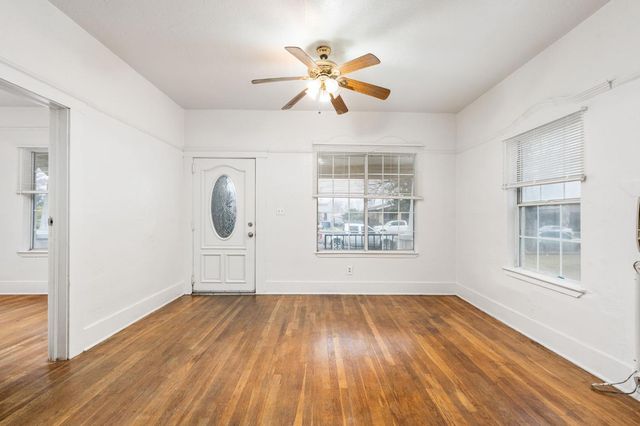 530 E Oleander Avenue, Fresno, CA 93706