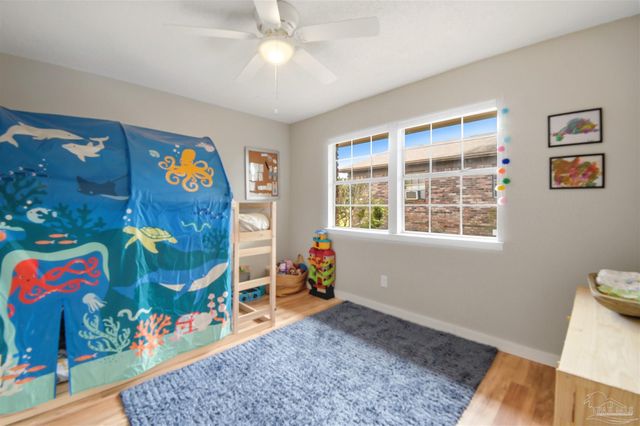 8213 Squire Rd, Pensacola, FL 32514