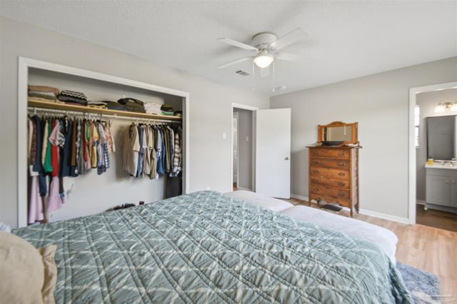 8213 Squire Rd, Pensacola, FL 32514