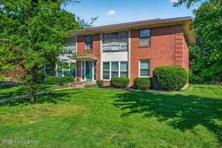2203 Gerald Ct, Louisville, KY 40218