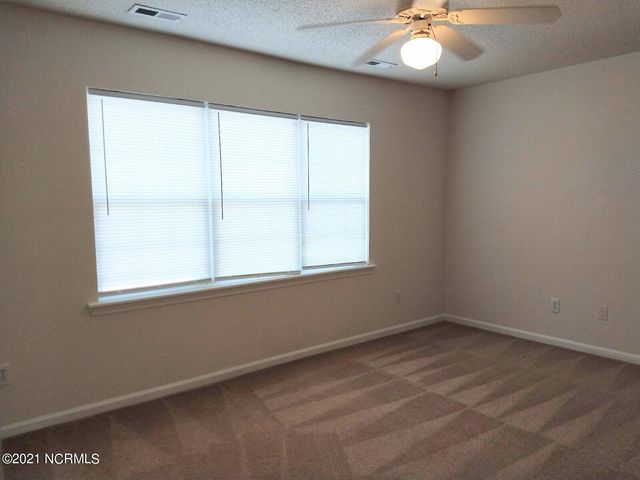 63 Pirates Cove Drive, Swansboro, NC 28584