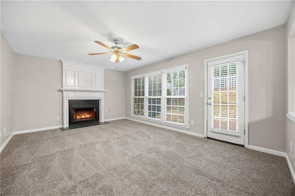 Image 7 of property listing at 510 Weatherend Court, Alpharetta, GA 30022