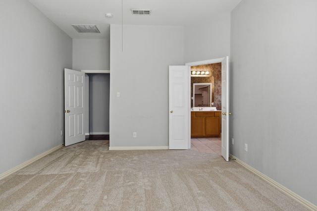 9125 Chardin Park Drive, Fort Worth, TX 76244