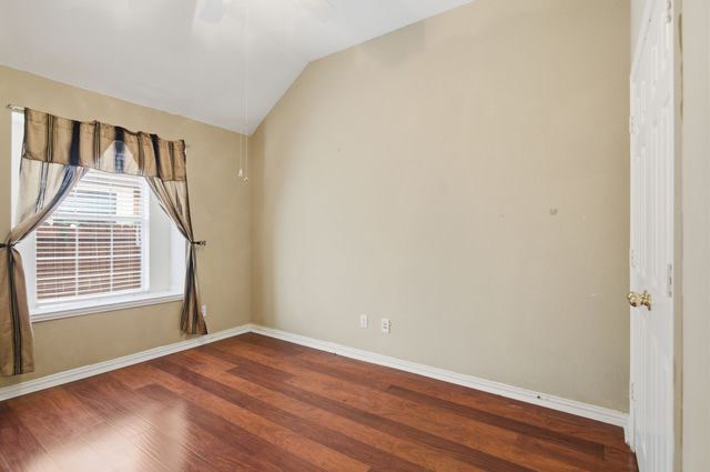 9125 Chardin Park Drive, Fort Worth, TX 76244