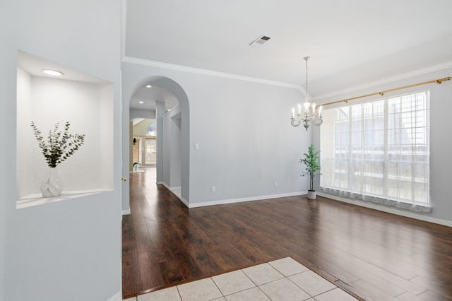 9125 Chardin Park Drive, Fort Worth, TX 76244