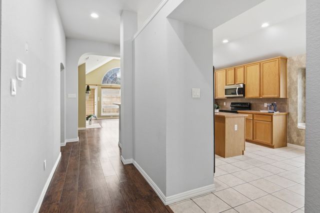 9125 Chardin Park Drive, Fort Worth, TX 76244
