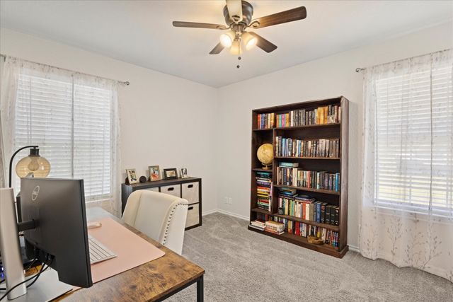 1709 W Doyle Street, Granbury, TX 76048