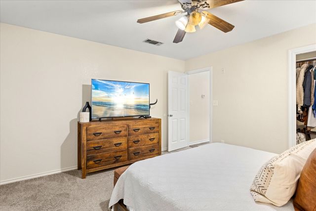 1709 W Doyle Street, Granbury, TX 76048