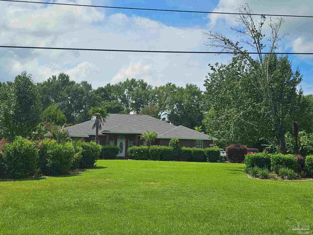 507 Pinebrook Cir, Cantonment, FL 32533