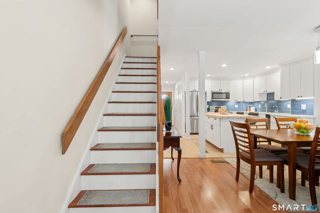 28 Eagle Rock Hill 28, Bethel, CT 06801