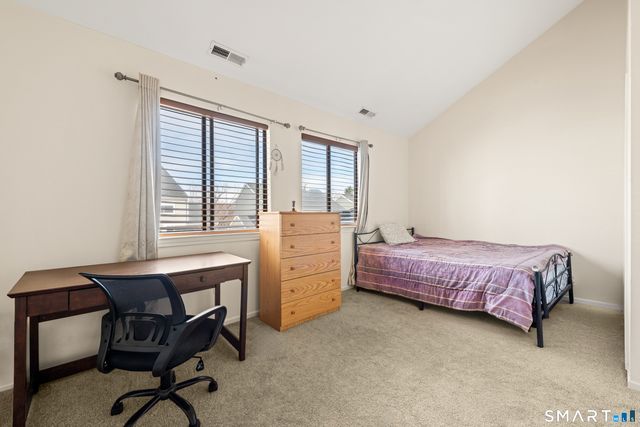 28 Eagle Rock Hill 28, Bethel, CT 06801