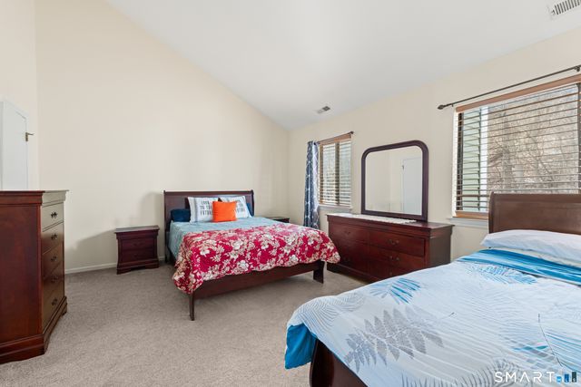 28 Eagle Rock Hill 28, Bethel, CT 06801