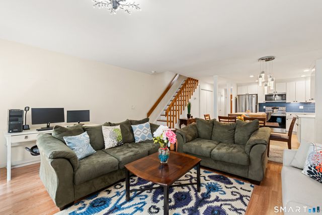 28 Eagle Rock Hill 28, Bethel, CT 06801