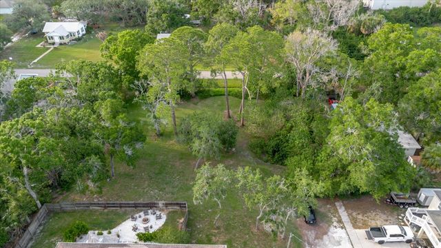 HIGHLAND AVENUE, Tarpon Springs, FL 34689