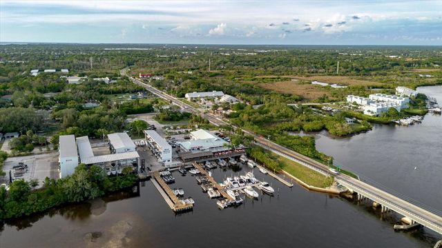 HIGHLAND AVENUE, Tarpon Springs, FL 34689