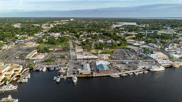 HIGHLAND AVENUE, Tarpon Springs, FL 34689