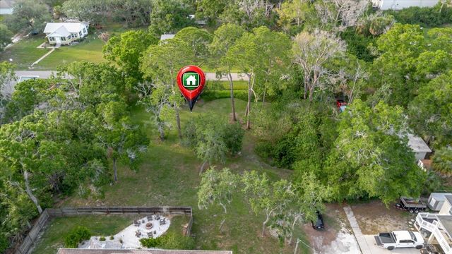 HIGHLAND AVENUE, Tarpon Springs, FL 34689