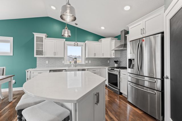 3038 Lake Meadow Drive NW, Rochester, MN 55901